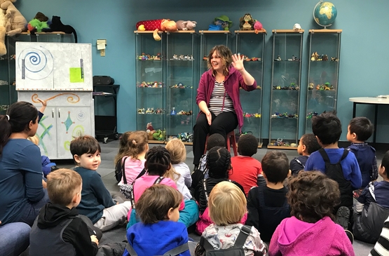 Visite de la bibliothèque